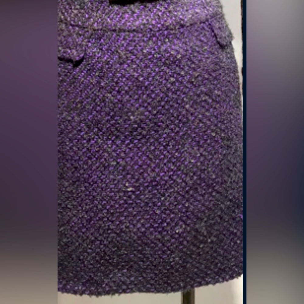 Michael Kors fully lined mini skirt. Nubby knit. Perfect condition.